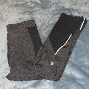 Gray lululemon 21 inch leggings